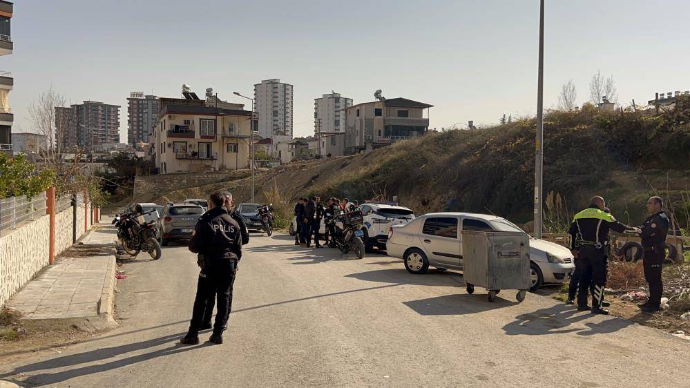 Ailesinden 5 kişiyi öldüren polis 8 yıl önce de haber olmuş 2